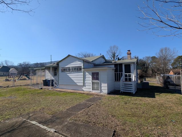 3712 West Avenue, Chattanooga, TN 37410