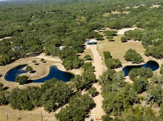 215 Private Road 1048, Hallettsville, TX 77964