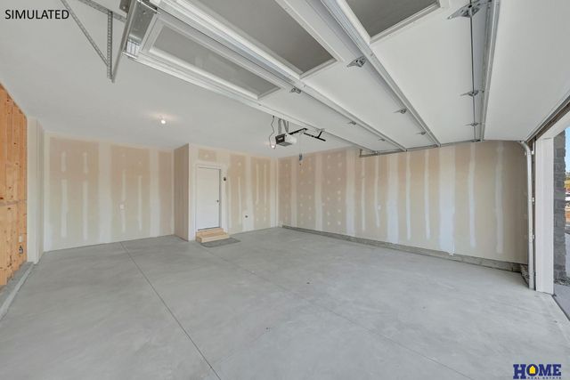 127 W Cowdrey Lane, Lincoln, NE 68523