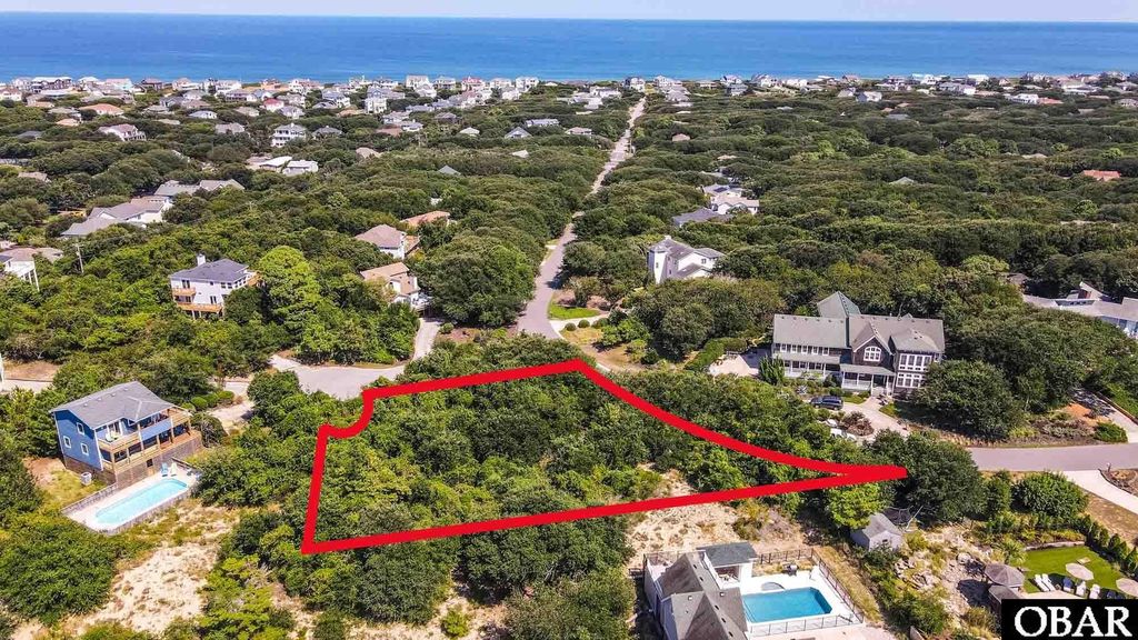 Image 3 of property listing at 371 Sea Oats Trail, Southern Shores, NC 27949