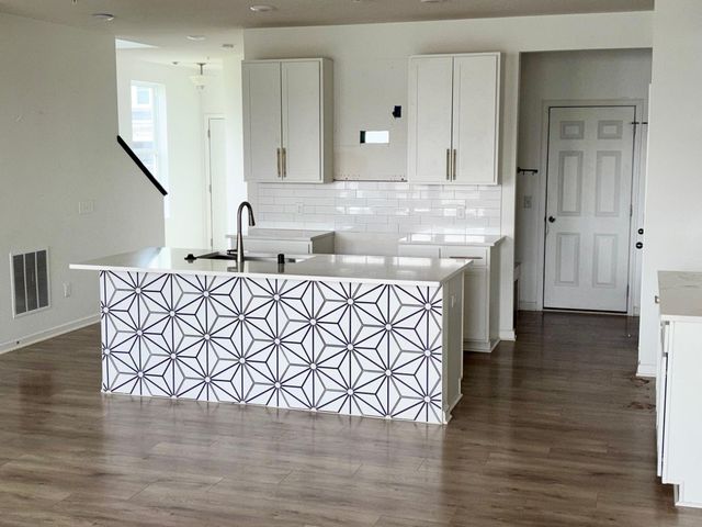 5321 94th Lane N, Brooklyn Park, MN 55443