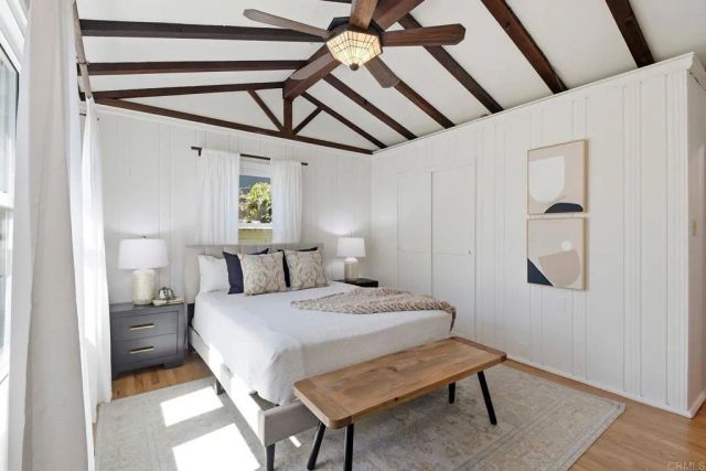 258 Barbara Avenue, Solana Beach, CA 92075