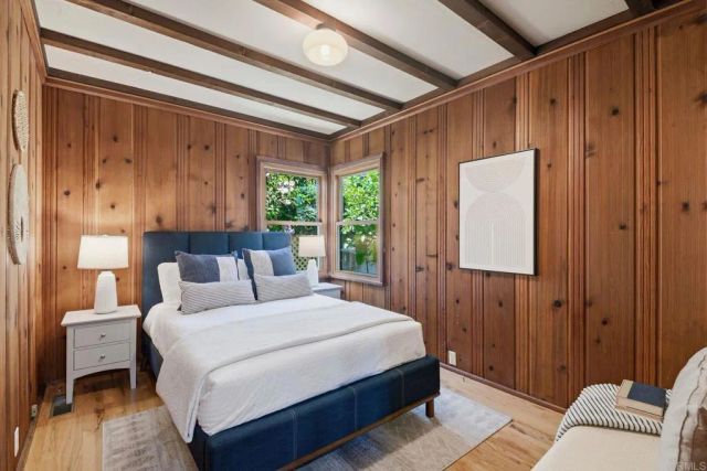 258 Barbara Avenue, Solana Beach, CA 92075
