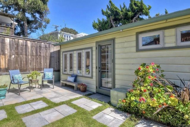 258 Barbara Avenue, Solana Beach, CA 92075