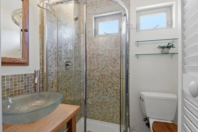 258 Barbara Avenue, Solana Beach, CA 92075