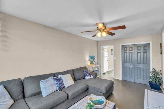 128 Wyandanch Road, Sayville, NY 11782