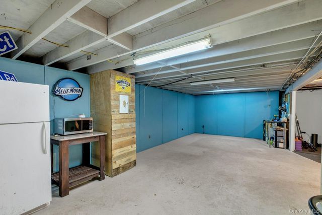 128 Wyandanch Road, Sayville, NY 11782