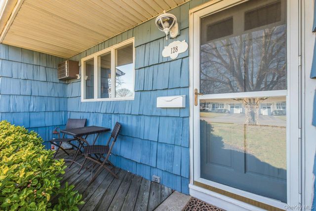 128 Wyandanch Road, Sayville, NY 11782