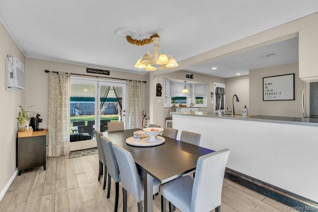 128 Wyandanch Road, Sayville, NY 11782