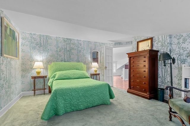 804 Persimmon Rd, Sewickley Heights, PA 15143