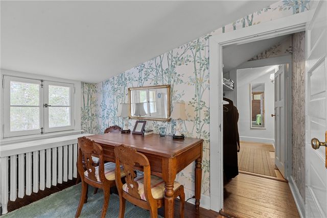 804 Persimmon Rd, Sewickley Heights, PA 15143