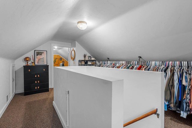 968 HICKORY HILL DRIVE, Green Bay, WI 54304