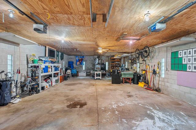 968 HICKORY HILL DRIVE, Green Bay, WI 54304