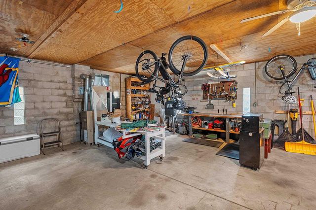 968 HICKORY HILL DRIVE, Green Bay, WI 54304