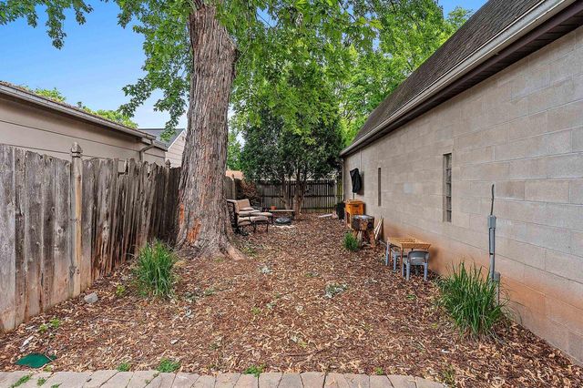 968 HICKORY HILL DRIVE, Green Bay, WI 54304