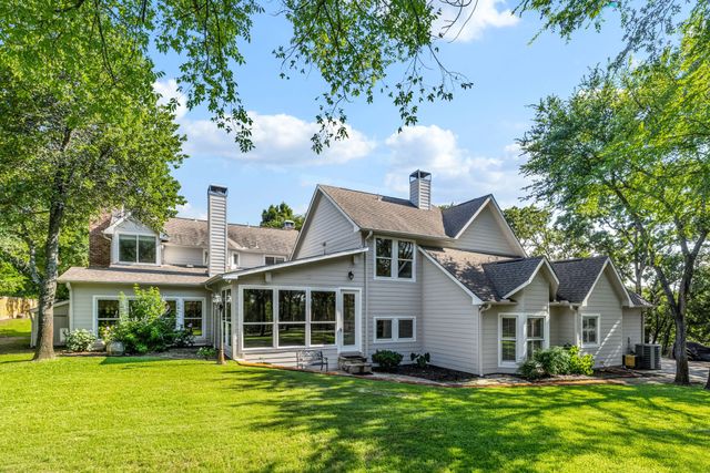 1020 Oak View Drive, Oak Point, TX 75068