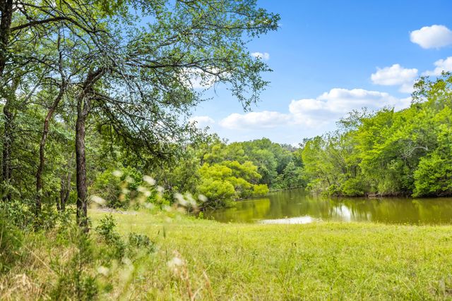 1020 Oak View Drive, Oak Point, TX 75068