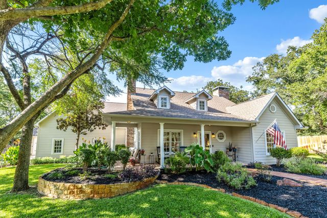 1020 Oak View Drive, Oak Point, TX 75068