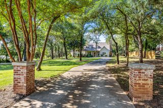 1020 Oak View Drive, Oak Point, TX 75068