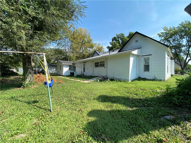 604 N Kentucky Street, Adrian, MO 64720