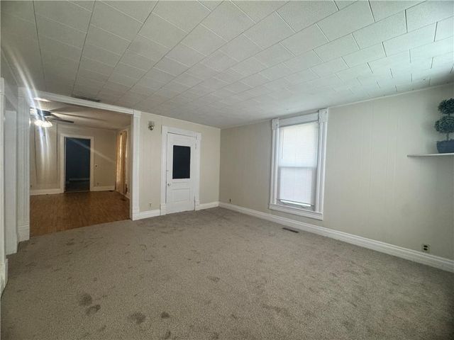 604 N Kentucky Street, Adrian, MO 64720