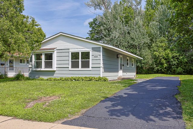414 Tulsa Avenue, Carpentersville, IL 60110