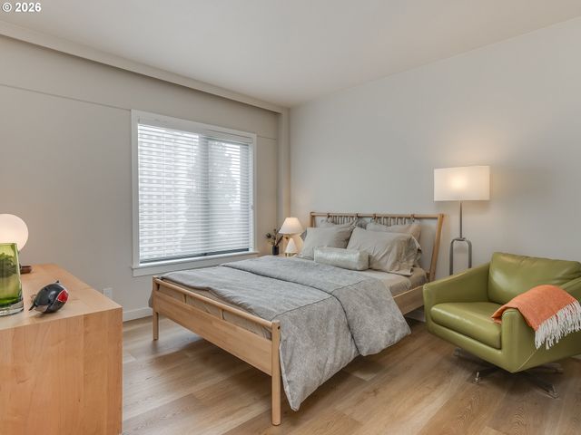 2245 Sw PARK Pl 6A, Portland, OR 97205