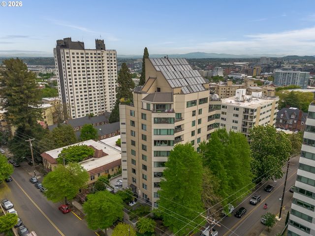 2245 Sw PARK Pl 6A, Portland, OR 97205