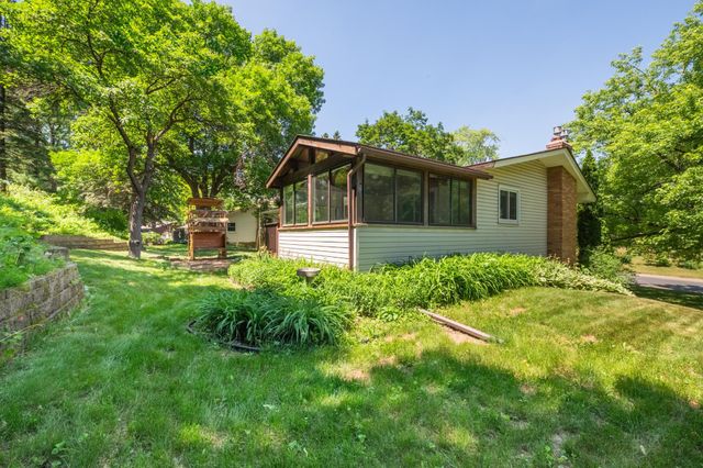 12905 Viking Drive, Burnsville, MN 55337