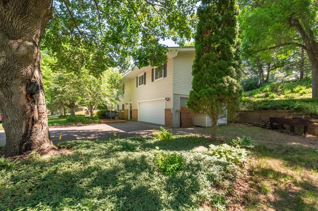 12905 Viking Drive, Burnsville, MN 55337