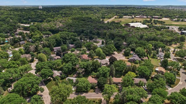 12905 Viking Drive, Burnsville, MN 55337