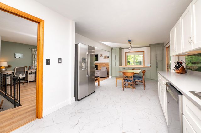 12905 Viking Drive, Burnsville, MN 55337