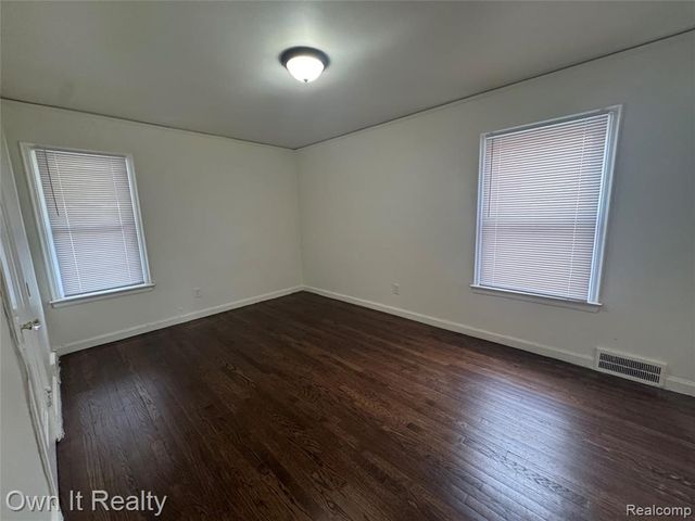 8083 Mendota Street, Detroit, MI 48204