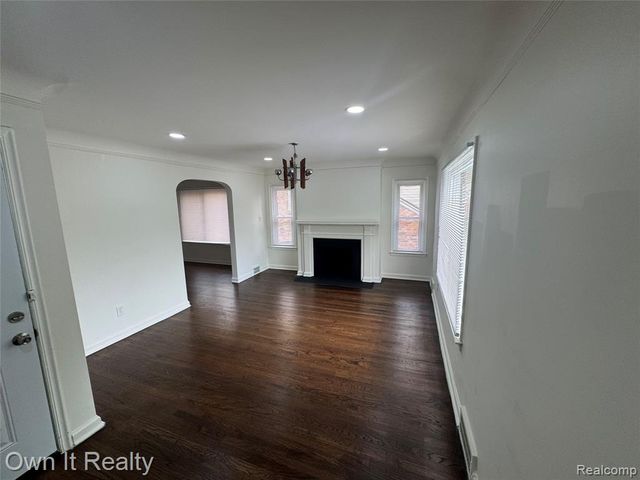 8083 Mendota Street, Detroit, MI 48204