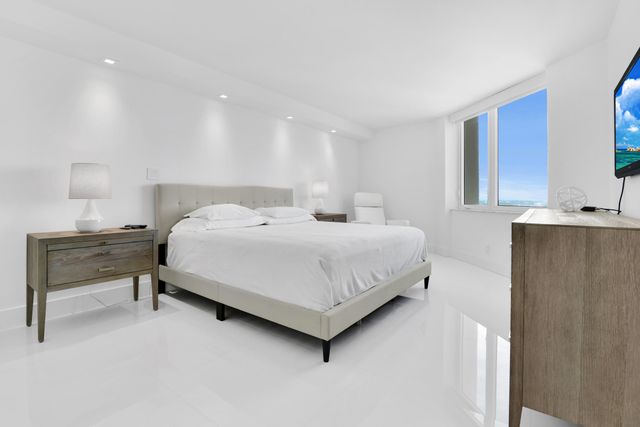 550 S Ocean Boulevard 2203, Boca Raton, FL 33432