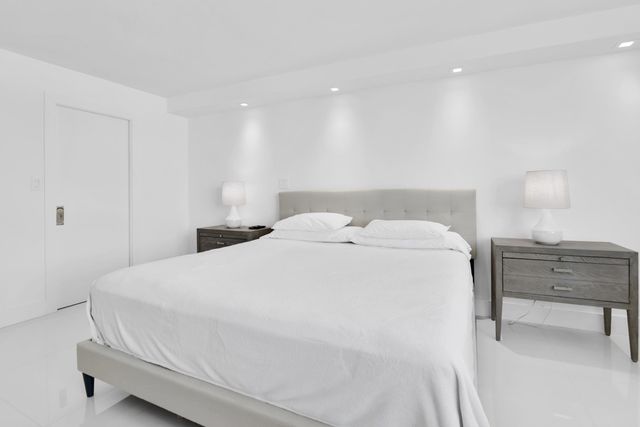 550 S Ocean Boulevard 2203, Boca Raton, FL 33432