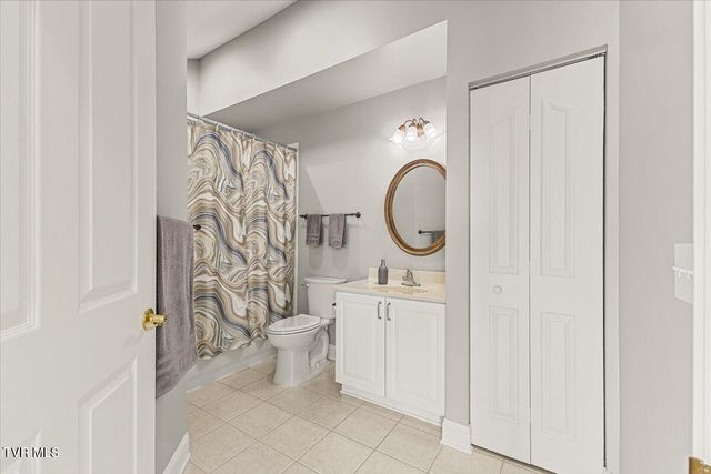 238 Avonlea Place 2-D, Johnson City, TN 37604