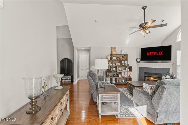 238 Avonlea Place 2-D, Johnson City, TN 37604