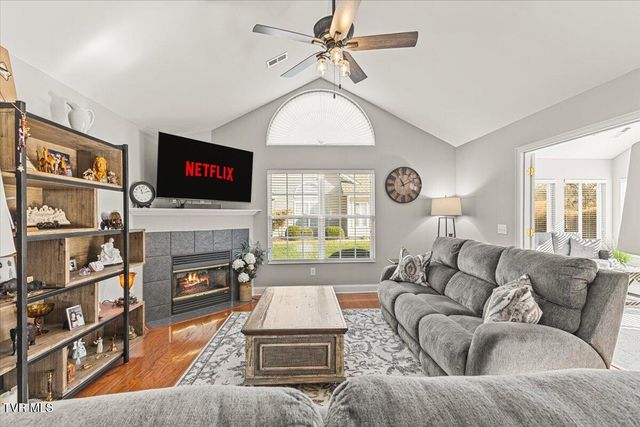 238 Avonlea Place 2-D, Johnson City, TN 37604