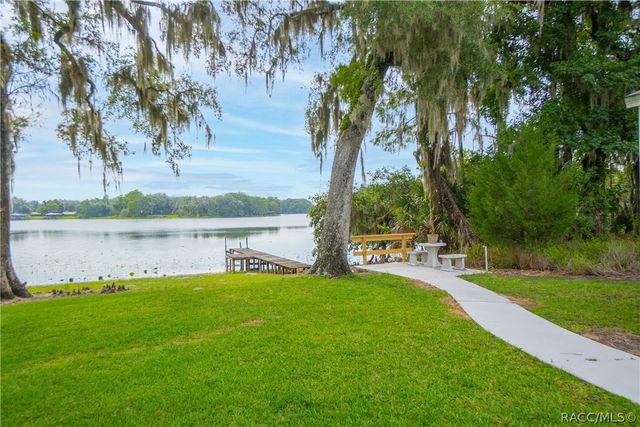 5225 S Covewood Terrace, Floral City, FL 34436