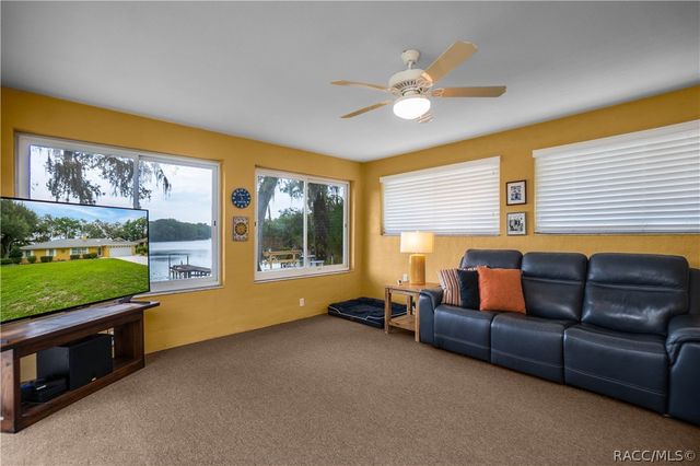 5225 S Covewood Terrace, Floral City, FL 34436