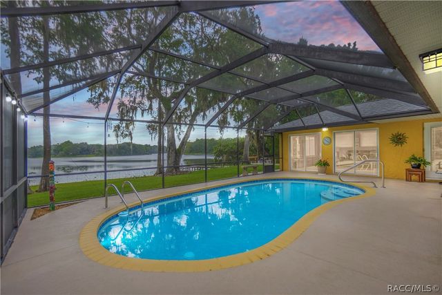 5225 S Covewood Terrace, Floral City, FL 34436