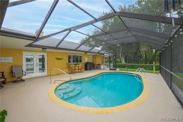 5225 S Covewood Terrace, Floral City, FL 34436