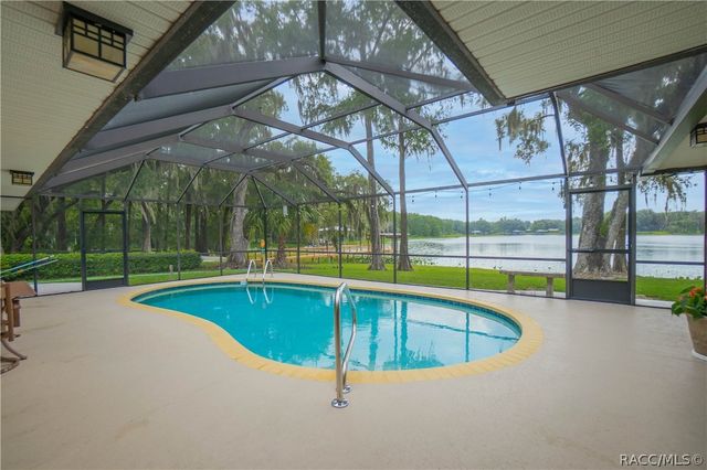 5225 S Covewood Terrace, Floral City, FL 34436
