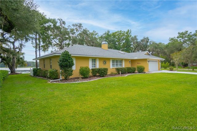 5225 S Covewood Terrace, Floral City, FL 34436