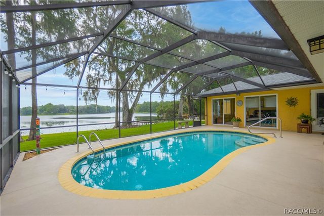 5225 S Covewood Terrace, Floral City, FL 34436