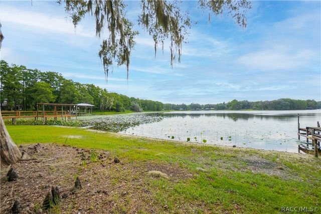5225 S Covewood Terrace, Floral City, FL 34436