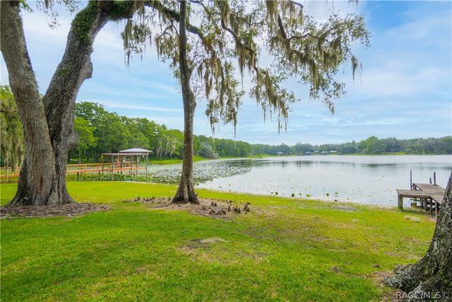 5225 S Covewood Terrace, Floral City, FL 34436