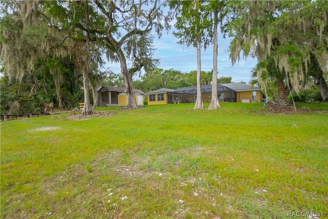 5225 S Covewood Terrace, Floral City, FL 34436