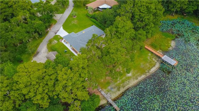5225 S Covewood Terrace, Floral City, FL 34436